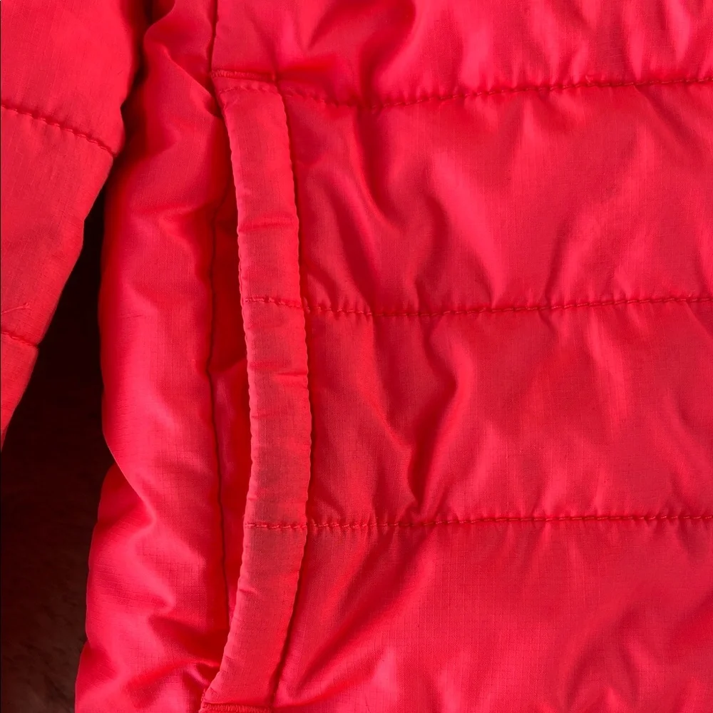 The North Face Girls Bright Pink Hooded Puffer Jacket